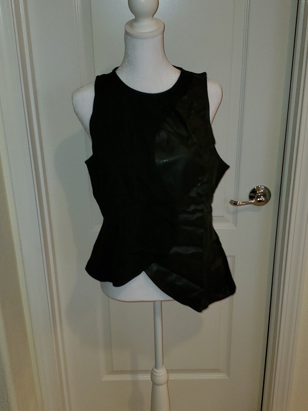 Gracia Black Sleeveless Peplum Camisole- Size L NWT